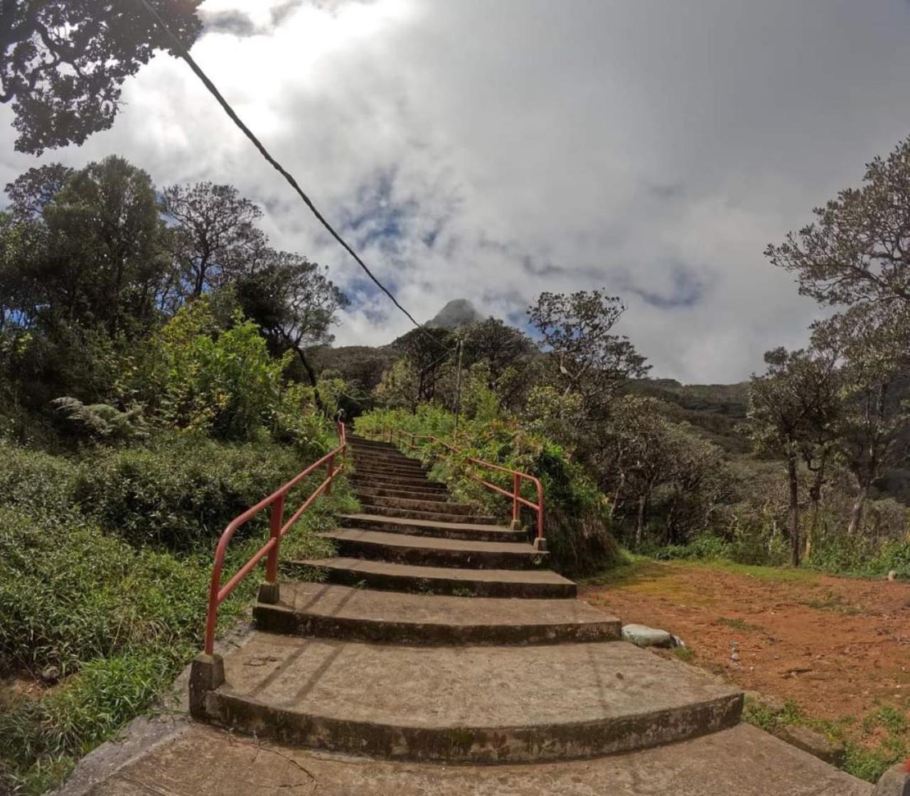 Dilani Adamspeak Riverstay Nallathanniya Extérieur photo